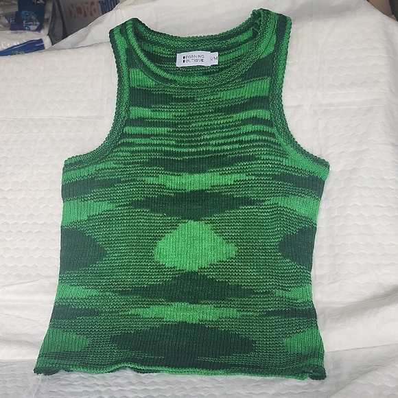 Beginning Boutique Tops - Beginning Boutique Green Patterned tops